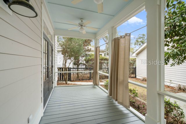 611 Huguenin Dr, Beaufort, SC 29902