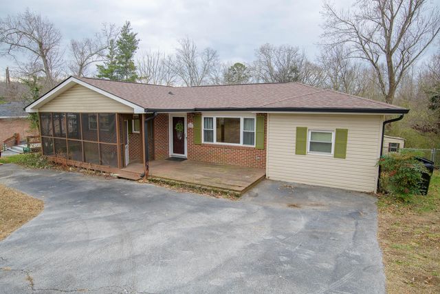 8228 Pine Ridge Road, Ooltewah, TN 37363