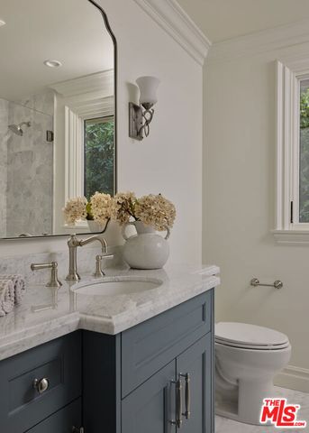 1900 Bel Air Road, Los Angeles, CA 90077