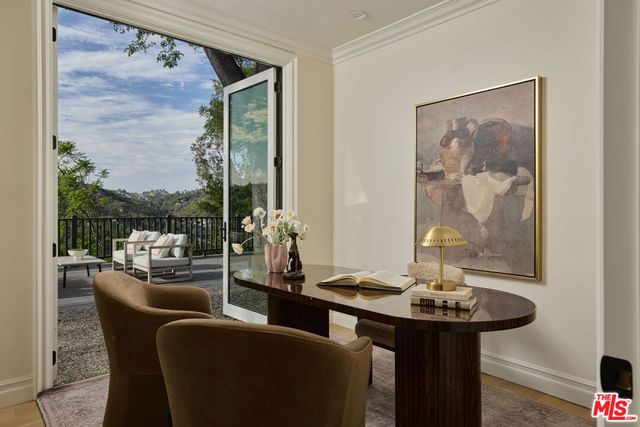 1900 Bel Air Road, Los Angeles, CA 90077