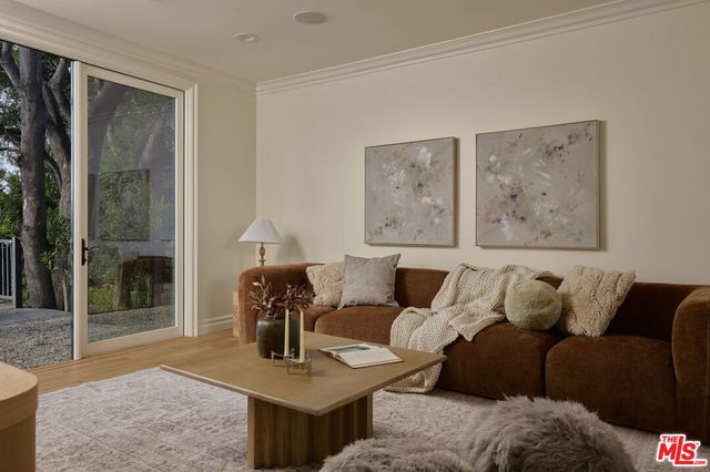 1900 Bel Air Road, Los Angeles, CA 90077