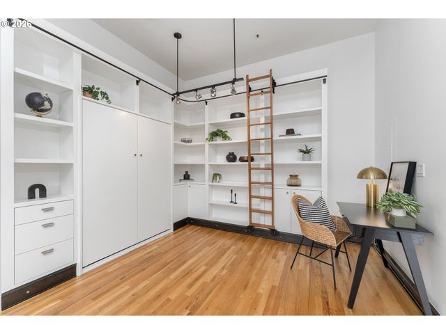 408 Nw 12TH Ave 608, Portland, OR 97209