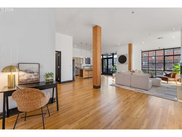 408 Nw 12TH Ave 608, Portland, OR 97209