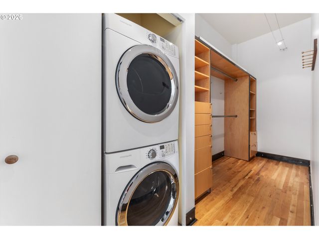 408 Nw 12TH Ave 608, Portland, OR 97209