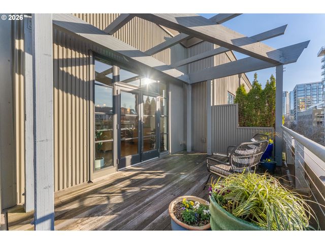 408 Nw 12TH Ave 608, Portland, OR 97209