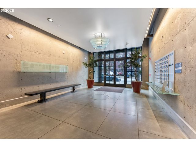 408 Nw 12TH Ave 608, Portland, OR 97209