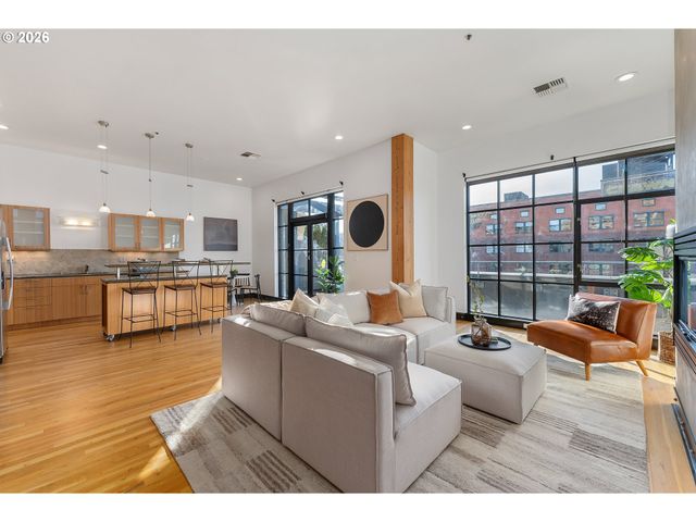 408 Nw 12TH Ave 608, Portland, OR 97209