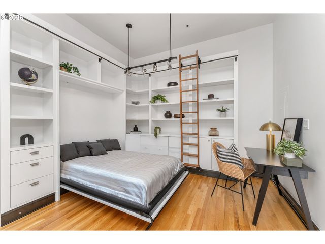 408 Nw 12TH Ave 608, Portland, OR 97209