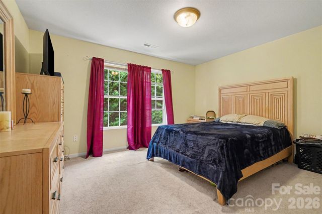 13933 Pinyon Pine Lane, Charlotte, NC 28215