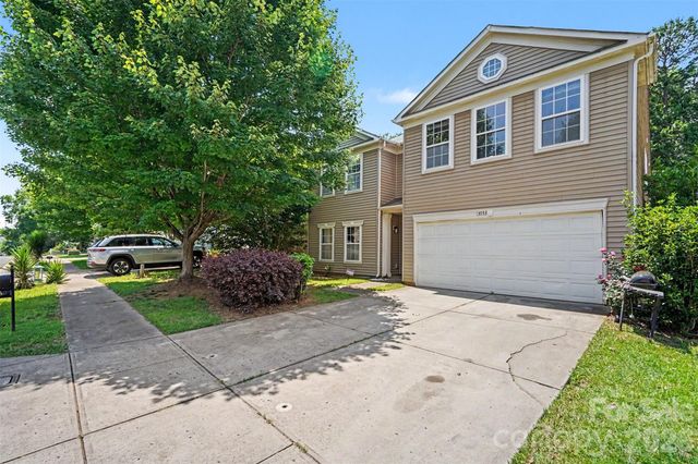 13933 Pinyon Pine Lane, Charlotte, NC 28215
