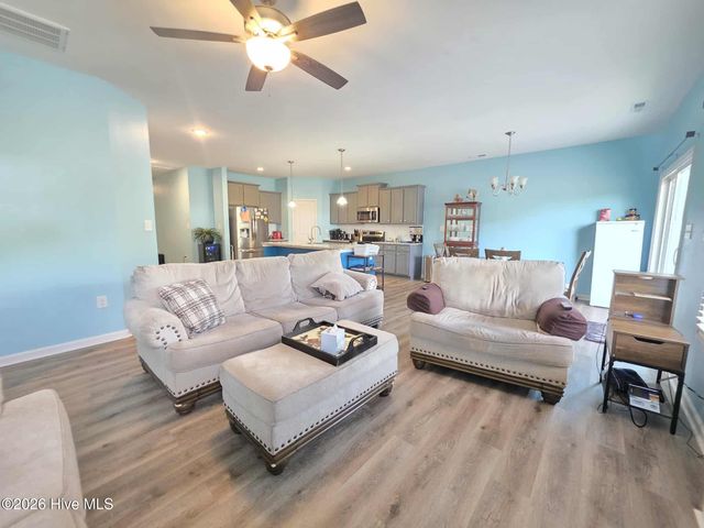 317 Laurel Lake Road, Salemburg, NC 28385