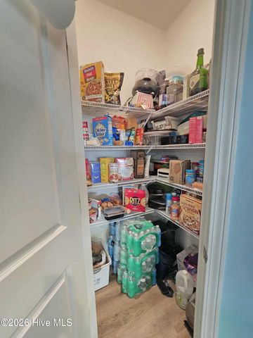 317 Laurel Lake Road, Salemburg, NC 28385