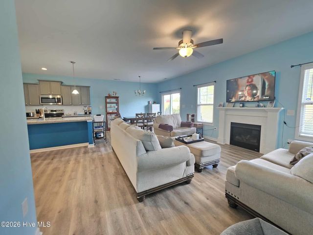 317 Laurel Lake Road, Salemburg, NC 28385