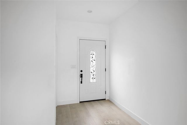 11217 Cohasset, Sun Valley, CA 91352