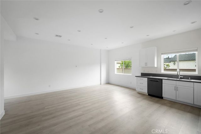 11217 Cohasset, Sun Valley, CA 91352