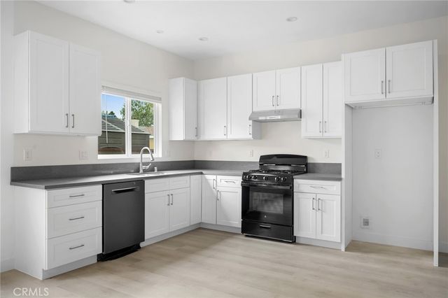 11217 Cohasset, Sun Valley, CA 91352