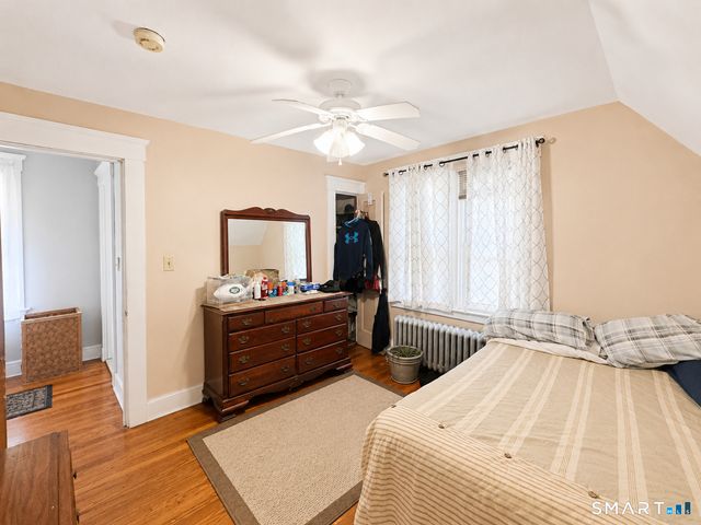 195 Montowese Avenue, North Haven, CT 06473