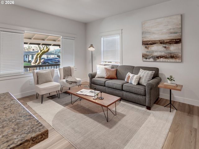 1634 Ne 74TH Ave, Portland, OR 97213