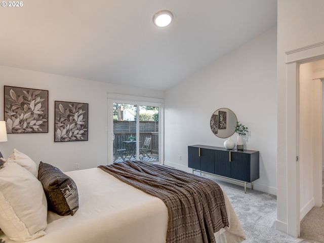 1634 Ne 74TH Ave, Portland, OR 97213