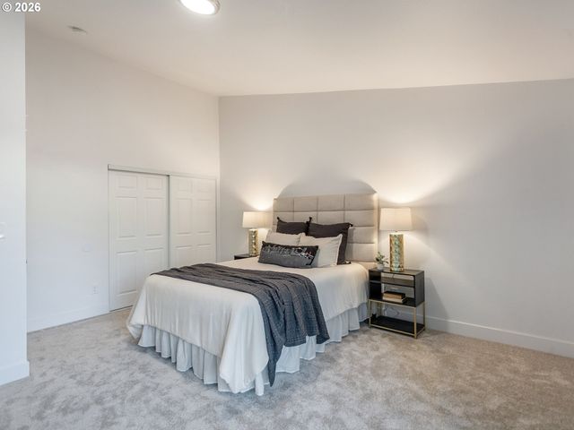 1634 Ne 74TH Ave, Portland, OR 97213