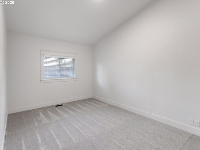 1634 Ne 74TH Ave, Portland, OR 97213