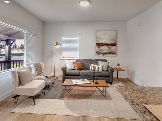 1634 Ne 74TH Ave, Portland, OR 97213