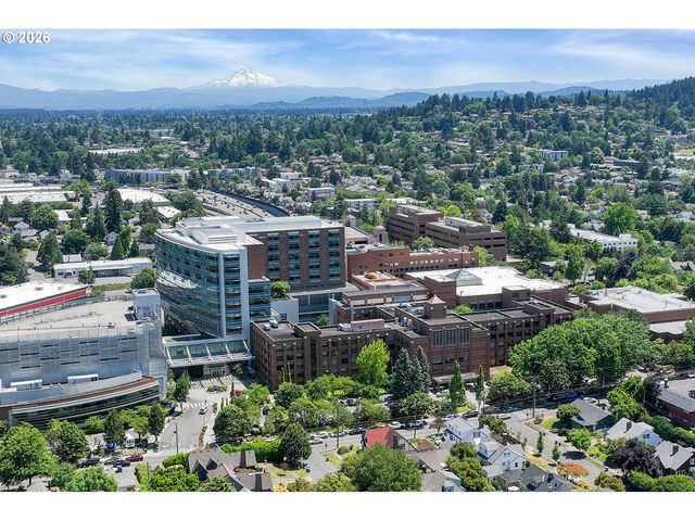 1634 Ne 74TH Ave, Portland, OR 97213