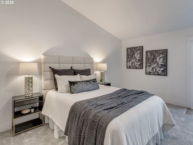 1634 Ne 74TH Ave, Portland, OR 97213