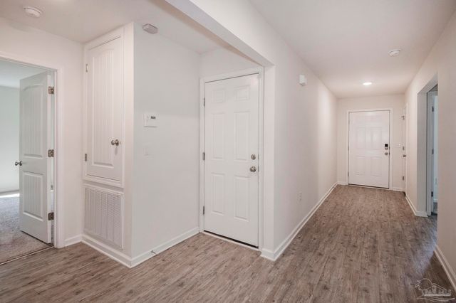 9490 Lutoo Ln, Pensacola, FL 32526