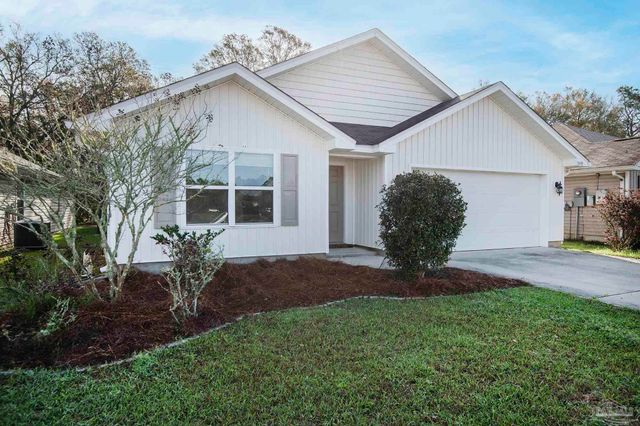 9490 Lutoo Ln, Pensacola, FL 32526