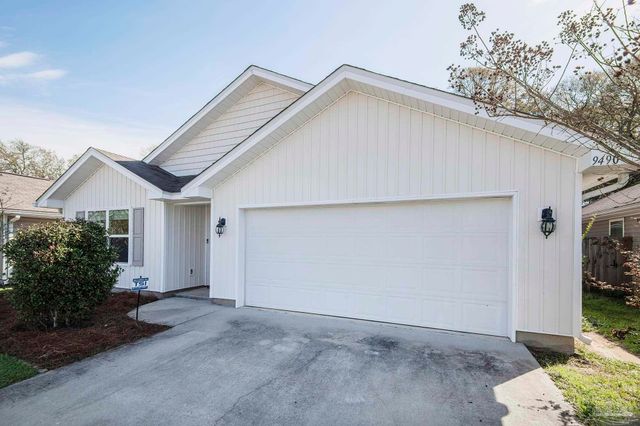 9490 Lutoo Ln, Pensacola, FL 32526