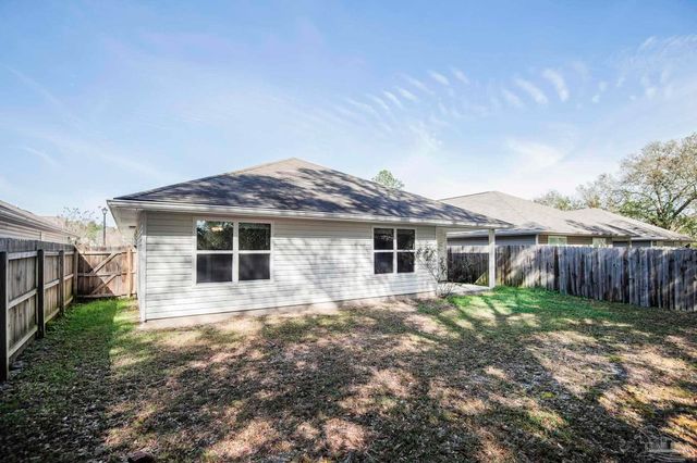 9490 Lutoo Ln, Pensacola, FL 32526