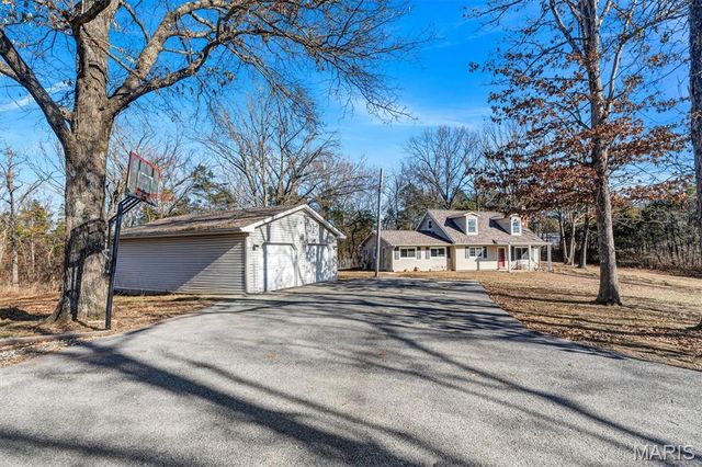 2557 Nike Base Road, Catawissa, MO 63015