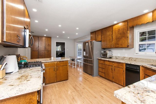 4041 Bunker Hill Rd, Shingle Springs, CA 95682