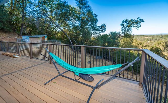 4041 Bunker Hill Rd, Shingle Springs, CA 95682