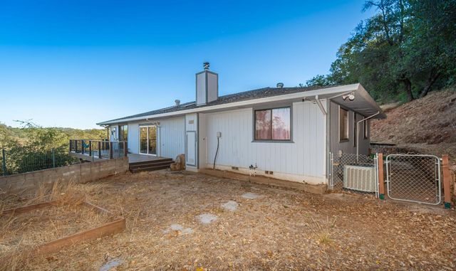 4041 Bunker Hill Rd, Shingle Springs, CA 95682