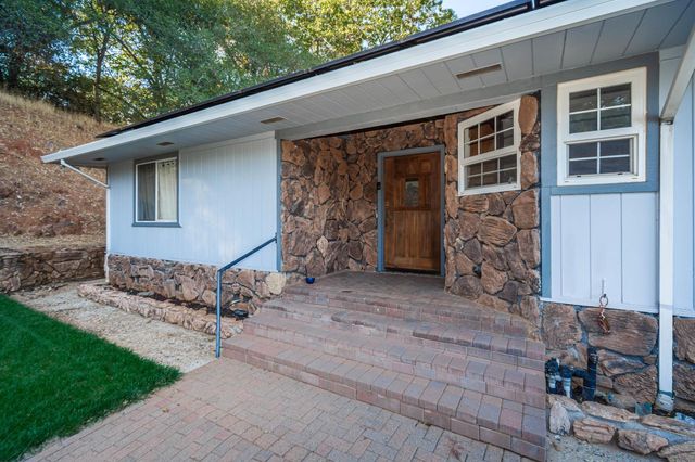 4041 Bunker Hill Rd, Shingle Springs, CA 95682