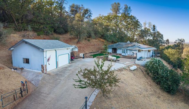 4041 Bunker Hill Rd, Shingle Springs, CA 95682