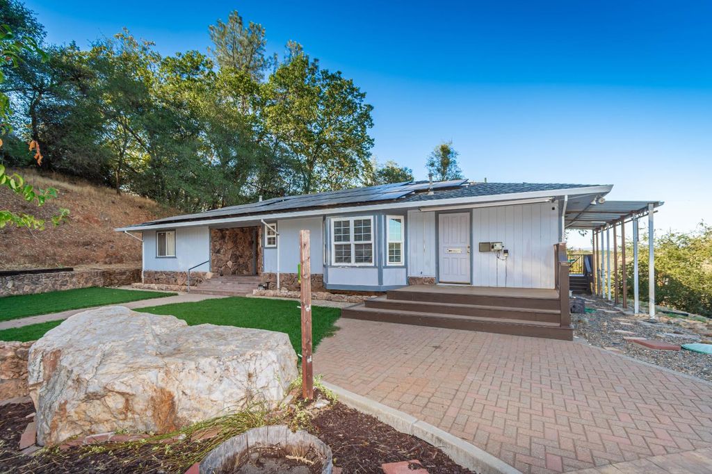 4041 Bunker Hill Rd, Shingle Springs, CA 95682