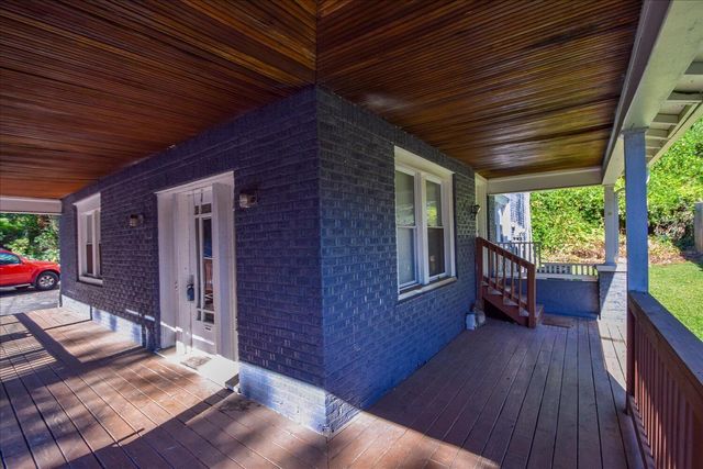 1327 Main ST, Roanoke, VA 24015