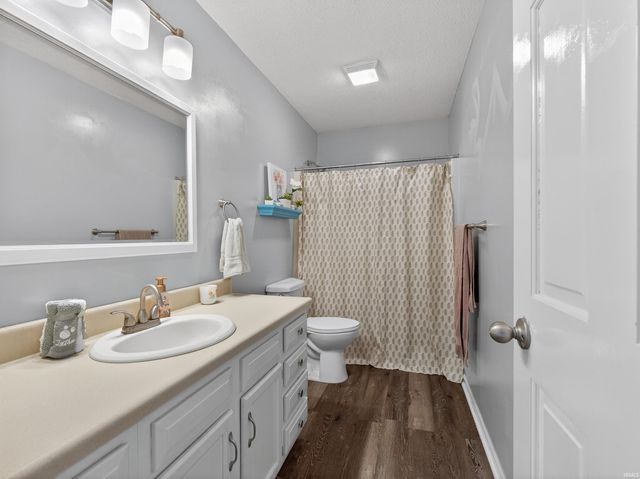 2518 Meadowsweet Court, Fort Wayne, IN 46808