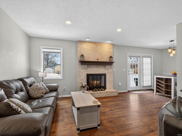 2518 Meadowsweet Court, Fort Wayne, IN 46808