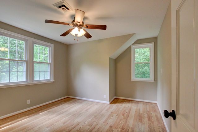 339 Thompson Ln, Clarksville, TN 37040