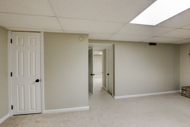 339 Thompson Ln, Clarksville, TN 37040