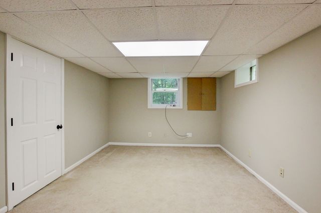 339 Thompson Ln, Clarksville, TN 37040