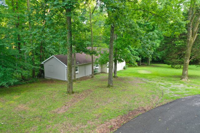 339 Thompson Ln, Clarksville, TN 37040
