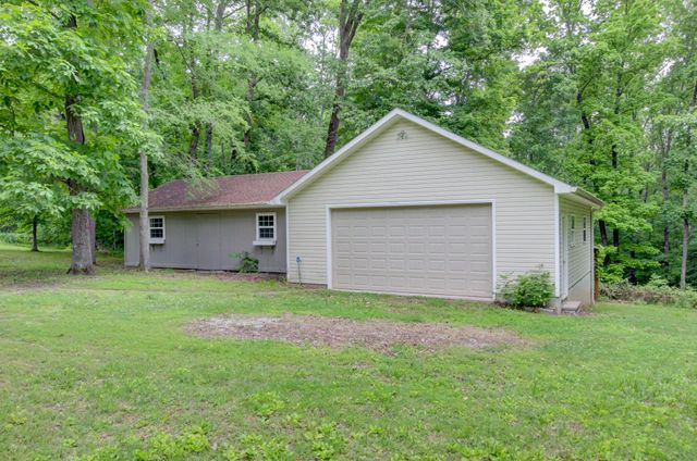 339 Thompson Ln, Clarksville, TN 37040
