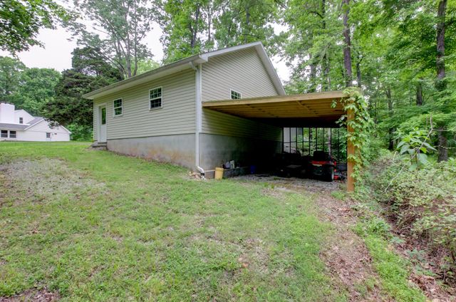 339 Thompson Ln, Clarksville, TN 37040