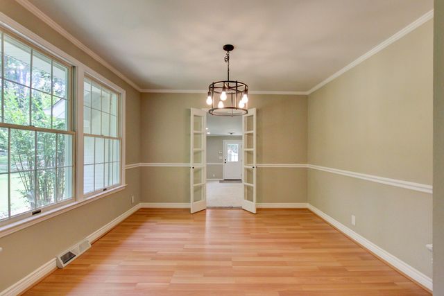 339 Thompson Ln, Clarksville, TN 37040