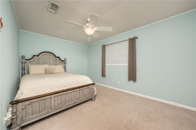 750 Retama Ave, Taft, TX 78390